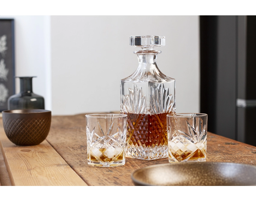 Zestaw do whisky 750 ml w bambusowym pudełku