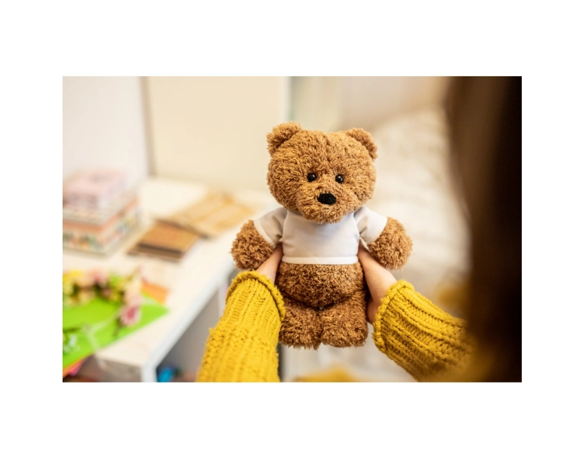 Cuddlence maskotka z logo, brązowy miś 20 cm