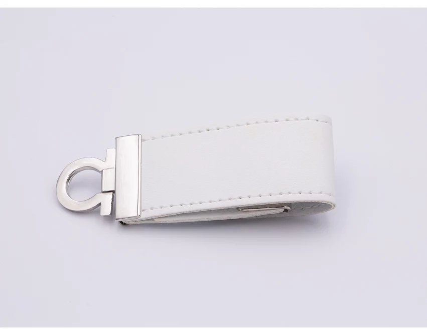 Biały pendrive skórzany z logo – eko-skóra, metal, premium