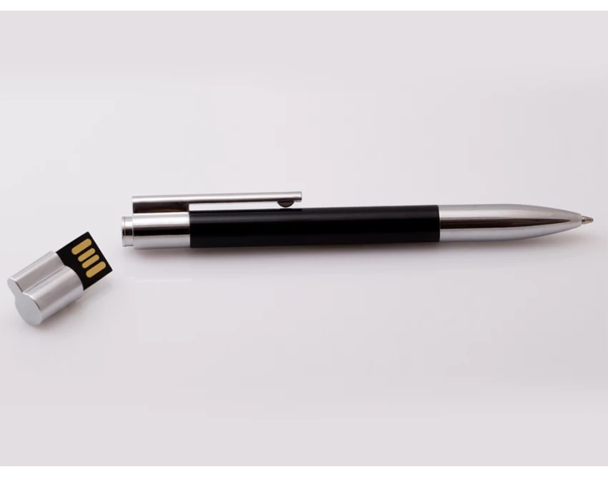 Czarny długopis metalowy z pendrive USB i logo firmy
