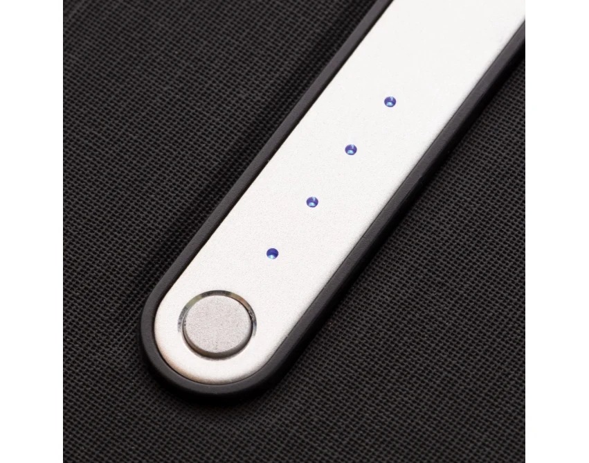 Czarny notatnik A5 z powerbankiem bezprzewodowym 5000mAh