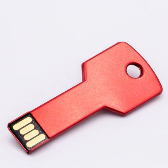 czerwony pendrive klucz