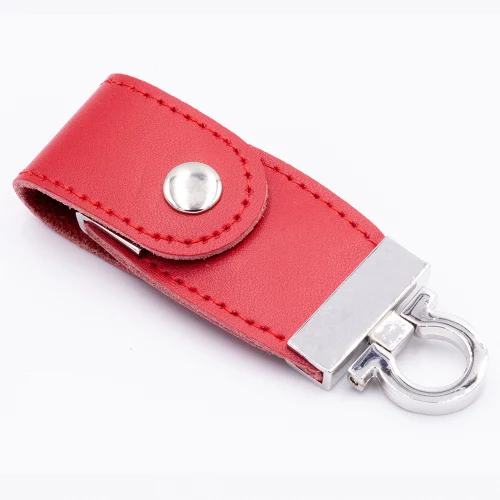 czerwony pendrive z eko-skóry