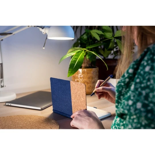 Szary eko notes A5 z korka z długopisem i logo firmy