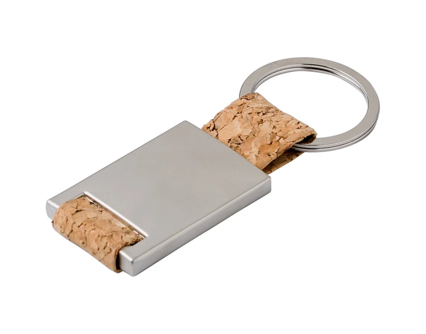 Brązowy brelok korkowy z grawerem logo i metalem