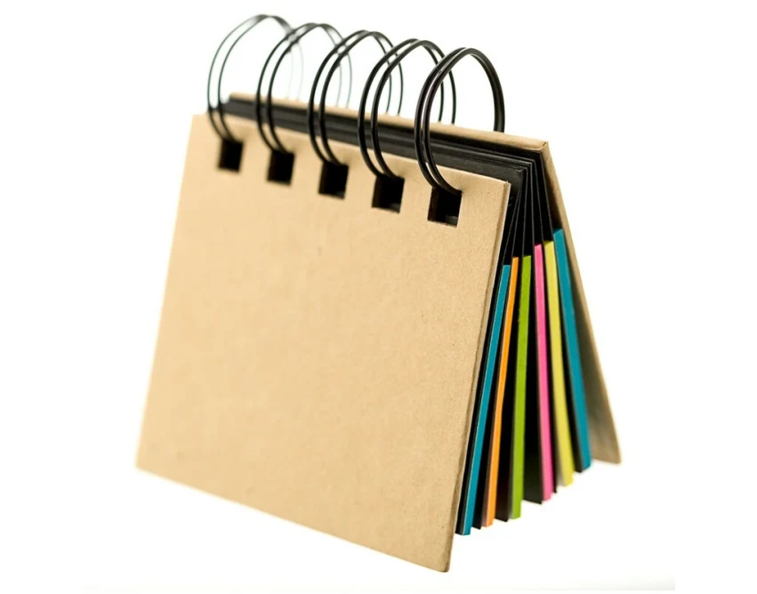 Zestaw karteczek z logo w czarnej okładce, 250 sztuk