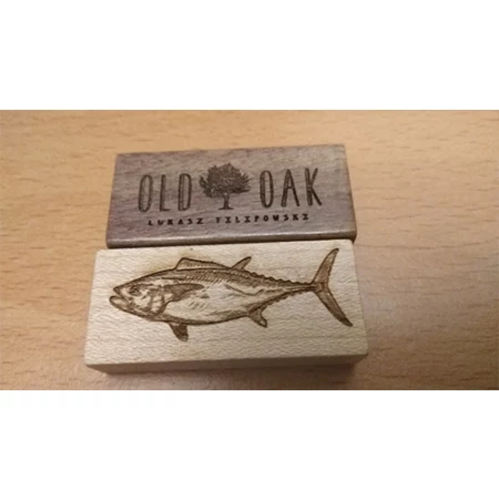 Popularne gadżety do graweru firmowego logo