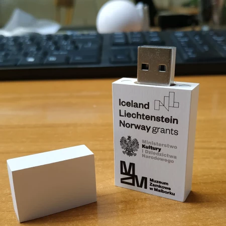 Personalizacja gadżetów reklamowych – klucz do serca klienta?