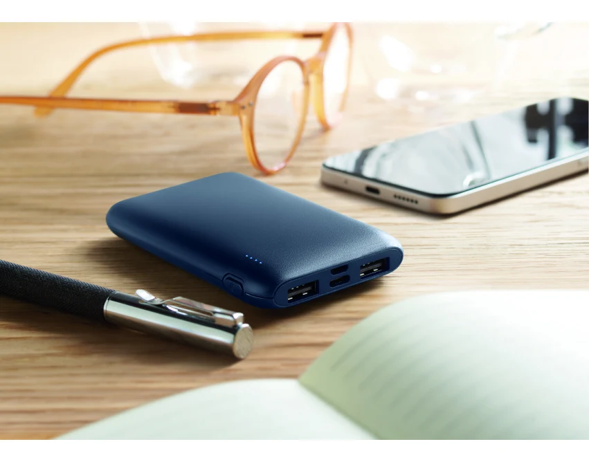 Power bank 5000 mAh granatowy z recyklingu z logo