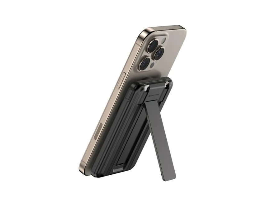 Czarny powerbank MagSafe 5000 mAh Urban Vitamin z logo