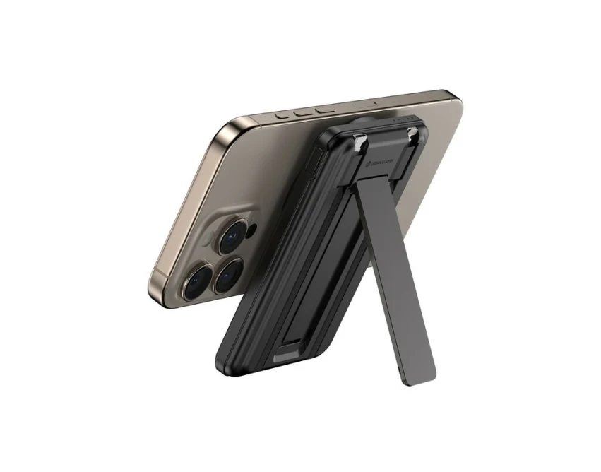 Czarny powerbank MagSafe 5000 mAh Urban Vitamin z logo