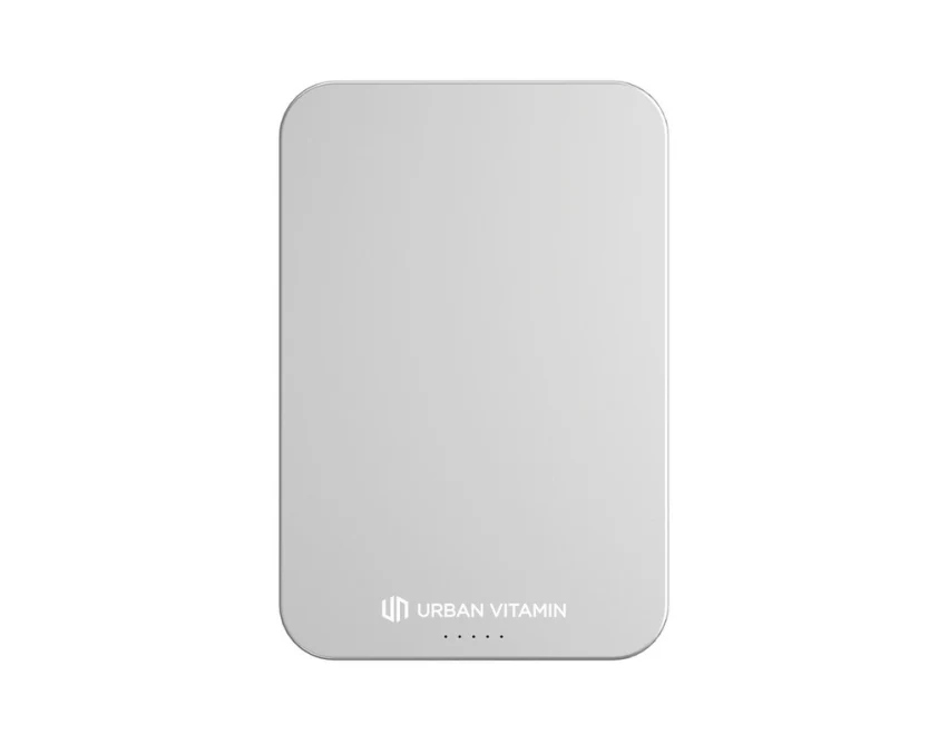 Srebrny power bank 10000 mAh Urban Vitamin z logo RABS