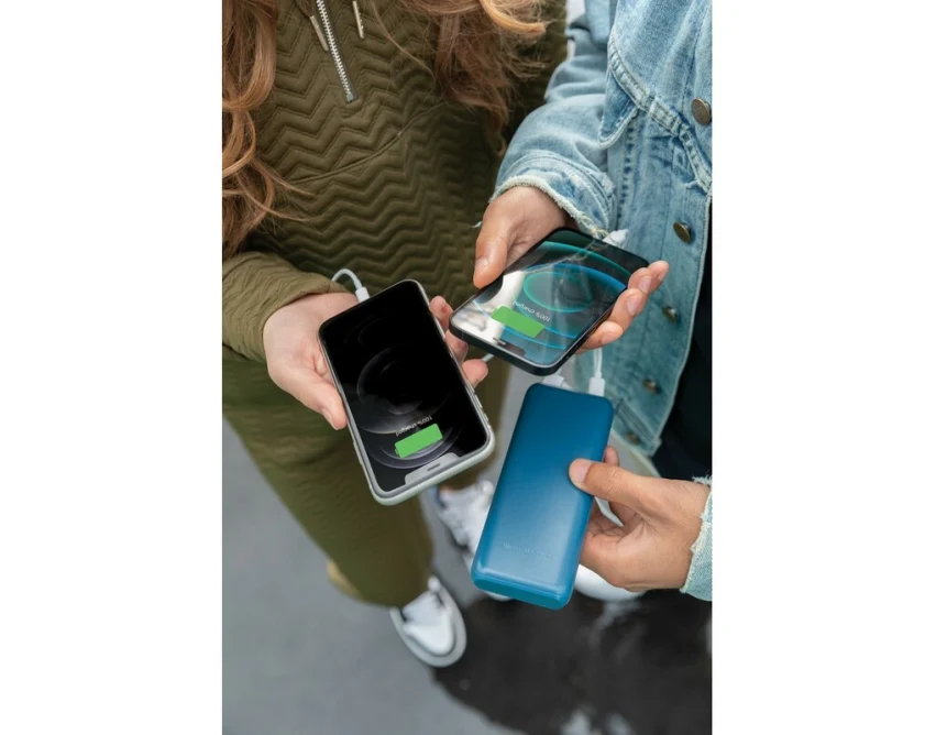 Niebieski power bank 20000 mAh Urban Vitamin z logo firmy