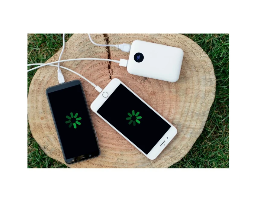 Biały power bank 10000 mAh z logo i etui filcowym