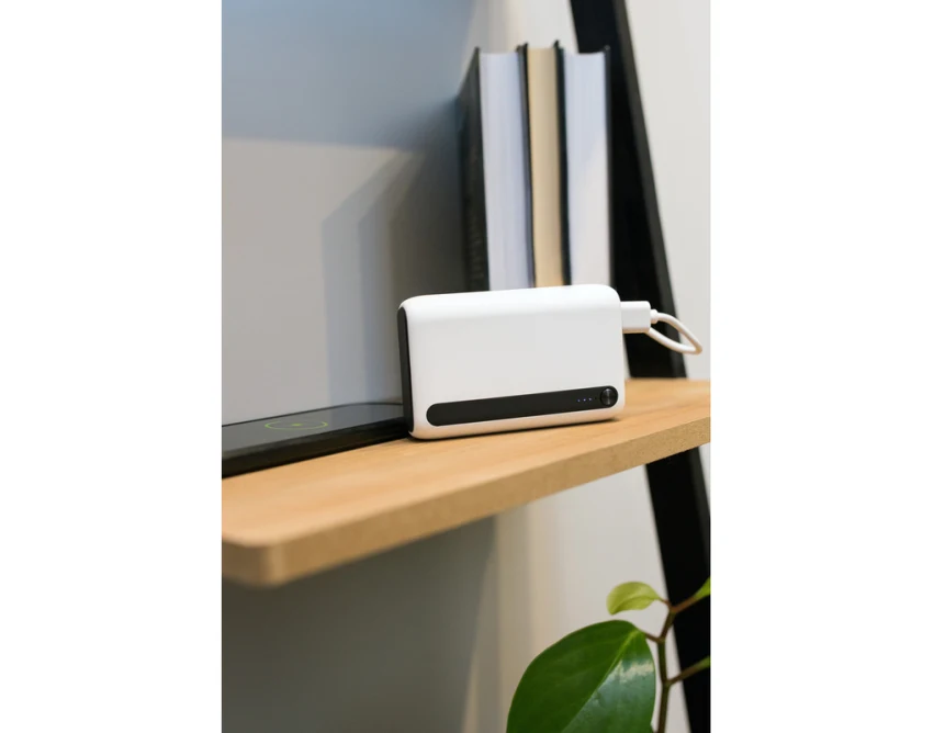 Power bank firmowy 10000 mAh czerwony z logo USB-C 20W