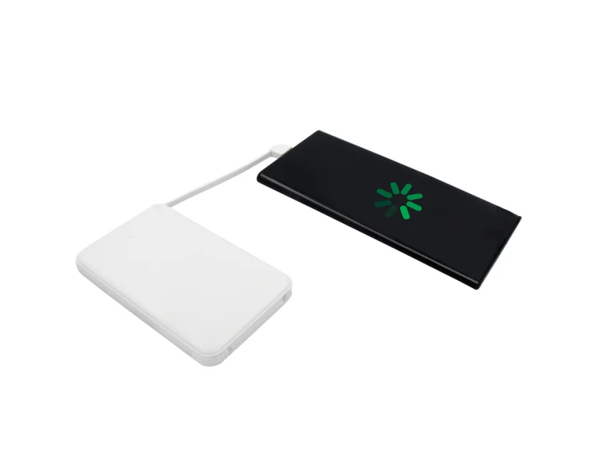 Biały powerbank 5000 mAh z kablami i nadrukiem logo