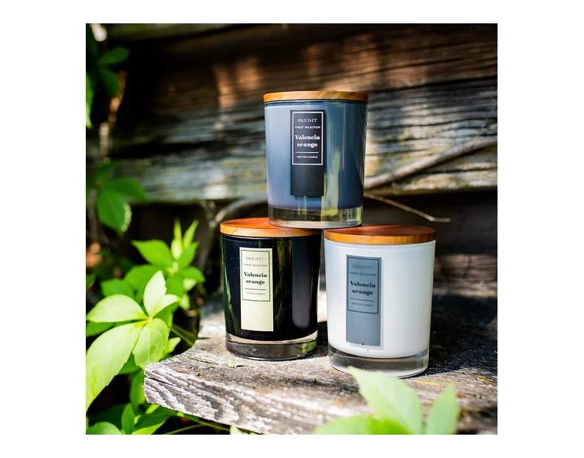 Świeca zapachowa Imola czarna z logo w szkle i drewnie