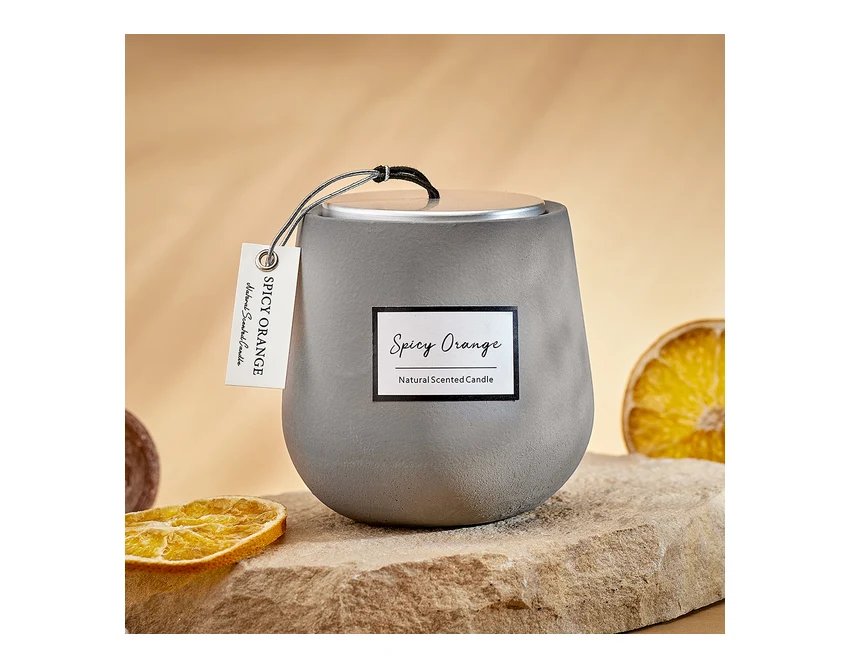 Świeca betonowa Tavira Spicy Orange z logo, szary, 150g