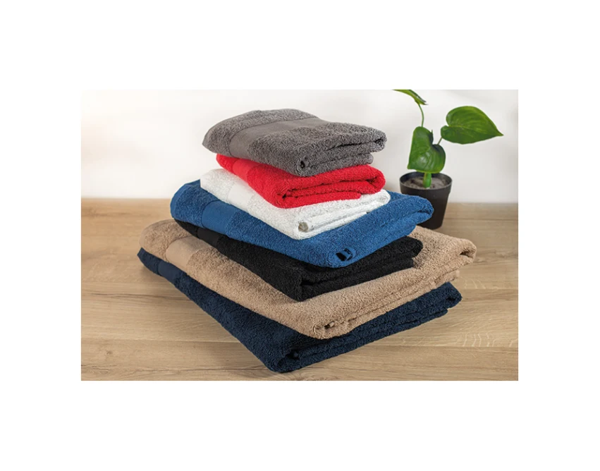 Czarny ręcznik 140x70 bawełna organiczna z haftem logo