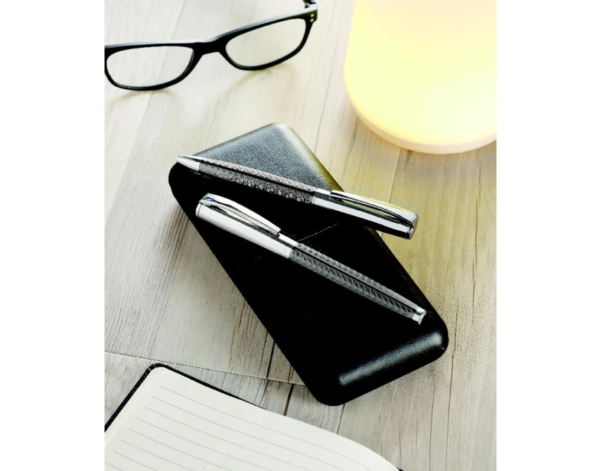 Tytanowy zestaw Derrick: pióro kulkowe i długopis z logo