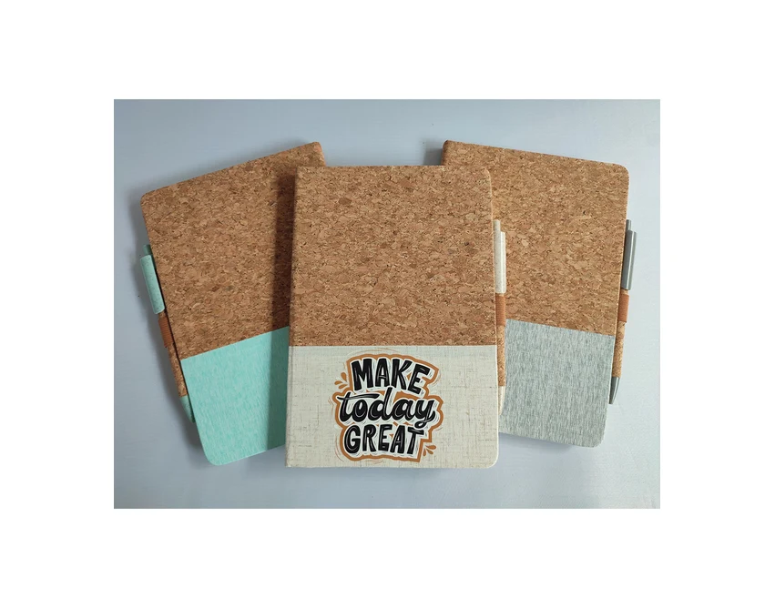 Zielony notes korkowy A5 z logo i eko długopisem Tossa