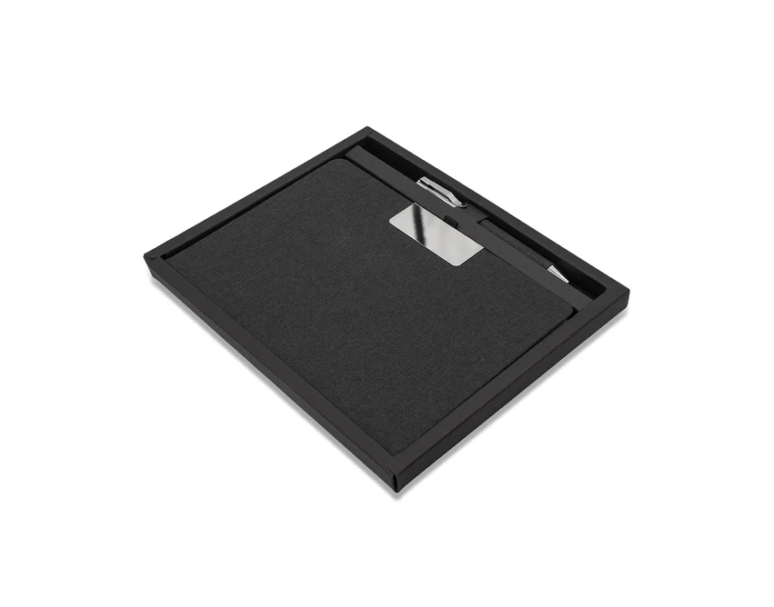 Czarny notes A5 RPET z długopisem w pudełku Plata