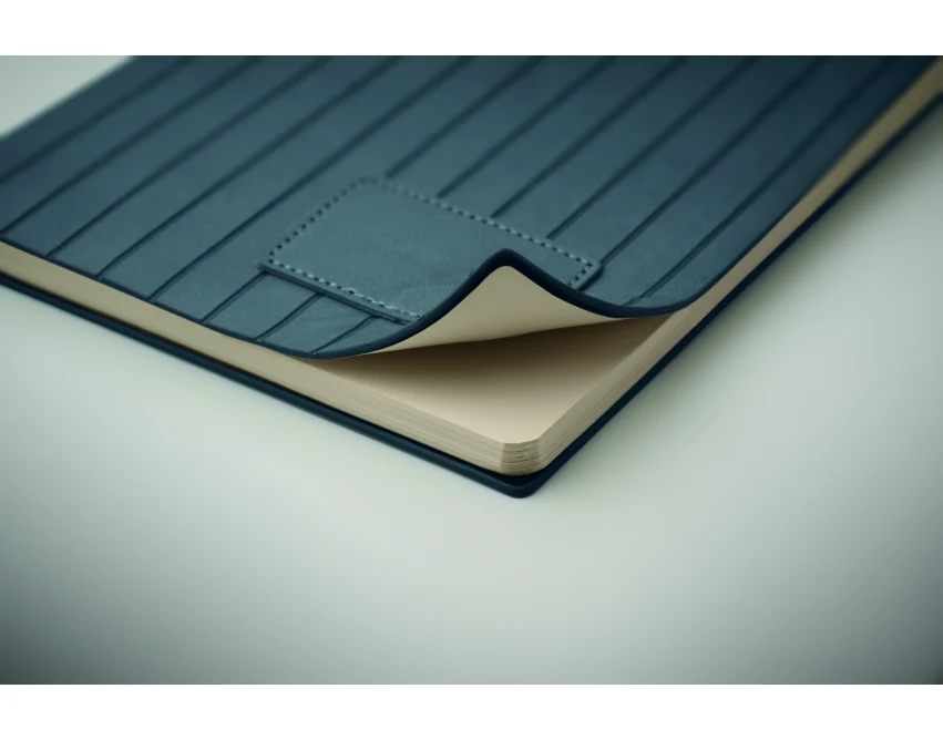 Notatnik A5 niebieski z recyklingu, prążkowana okładka, logo