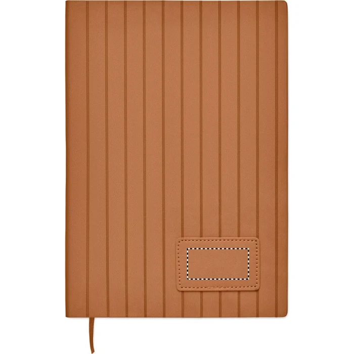 Schemat znakowania dla Tampondruk - P3 na gadżecie: Brązowy notes A5 z logo, prążkowana okładka, 40% recykling