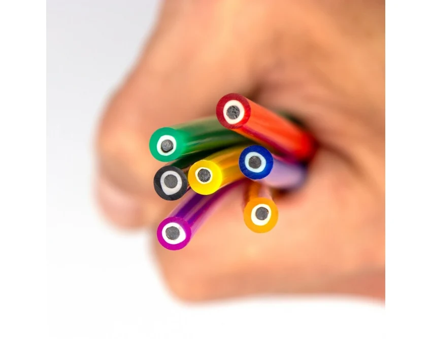 Żółty elastyczny ołówek PVC z logo – giętki gadżet reklamowy