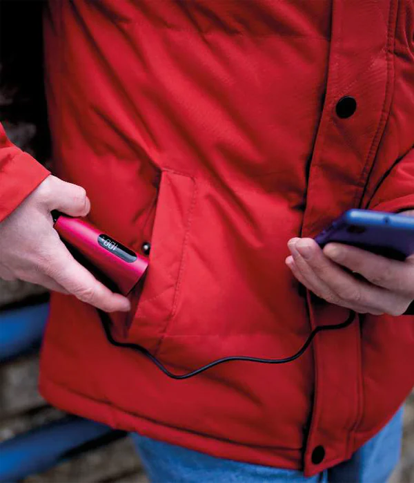 metalowy power bank pod grawer logo laserem