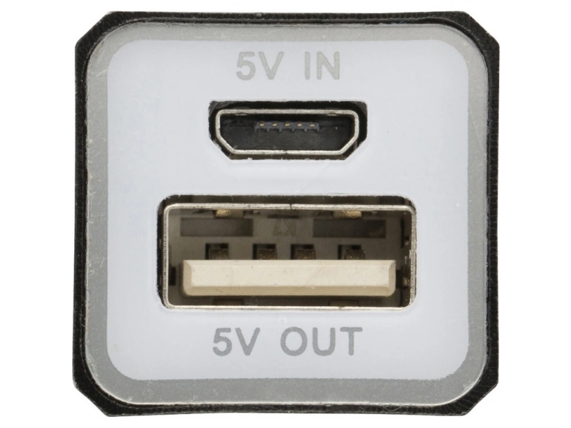 Powerbank czarny 2600 mAh z grawerem logo – aluminium