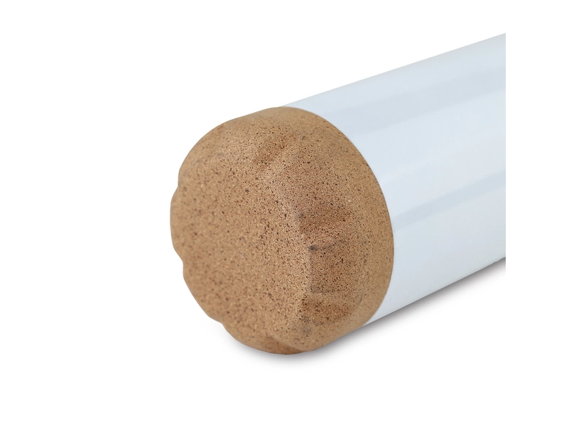 Biała butelka z korkowym spodem 500ml – na prezenty firmowe!  