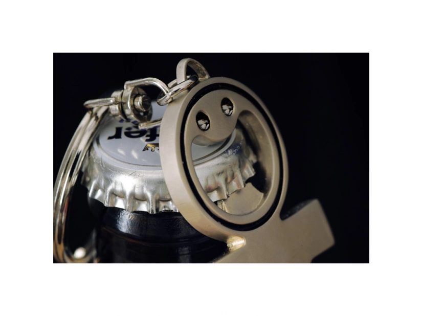 Srebrny brelok otwieracz John The Opener z grawerem