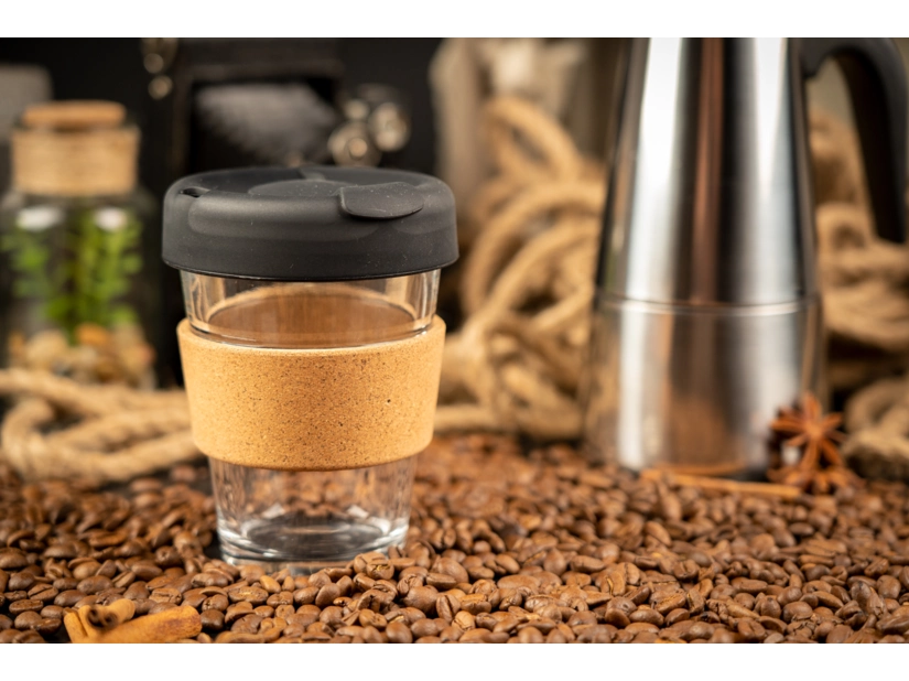 Kubek szklany z wieczkiem 