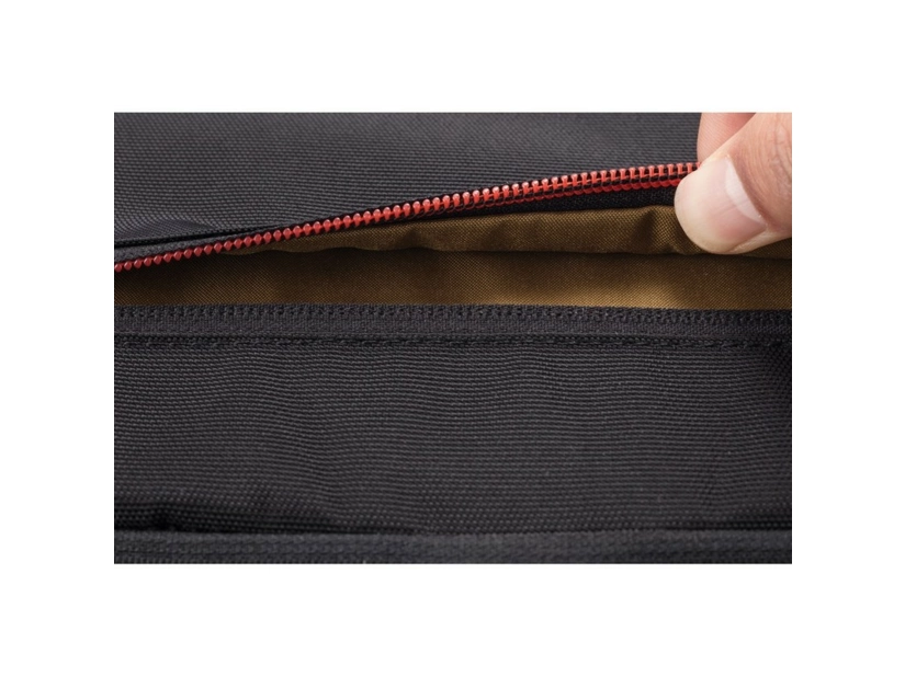 Bobby Sling, plecak chroniący przed kieszonkowcami, czarny