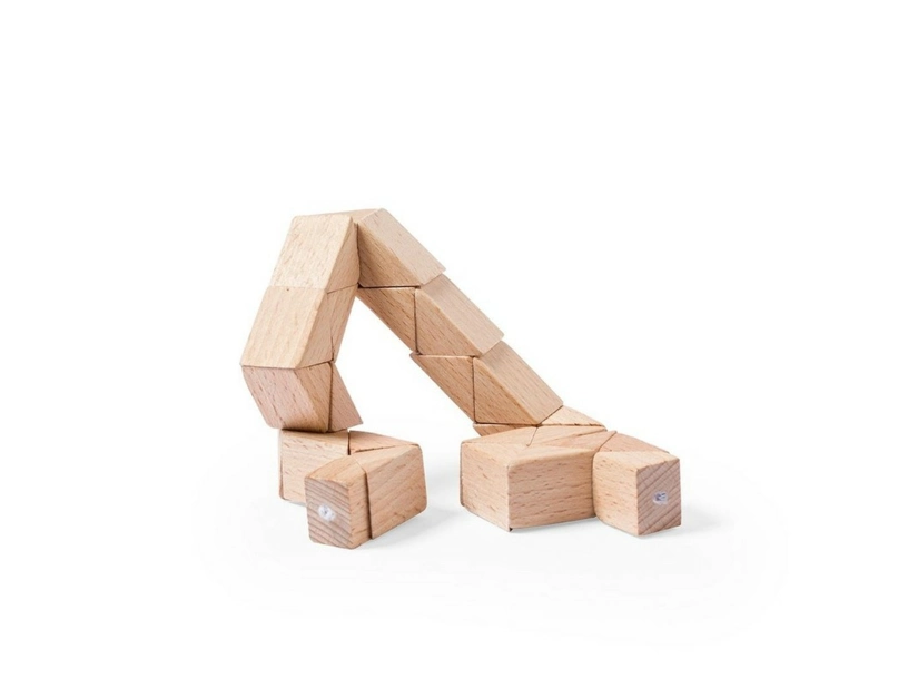 Drewniana gra zręcznościowa