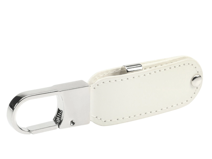 Biały pendrive skórzany z logo i srebrnym karabińczykiem