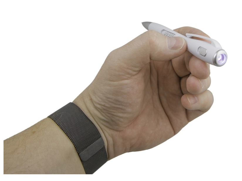 długopis z lampką led