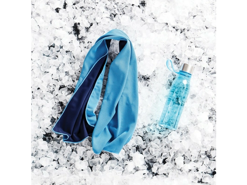 Niebieska butelka z Tritanu 600 ml