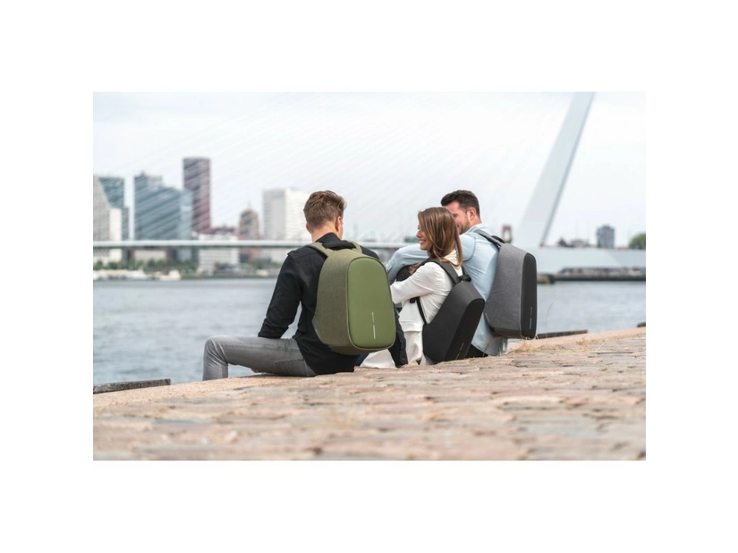 Plecak antykradzieżowy Bobby Hero Small, czarny