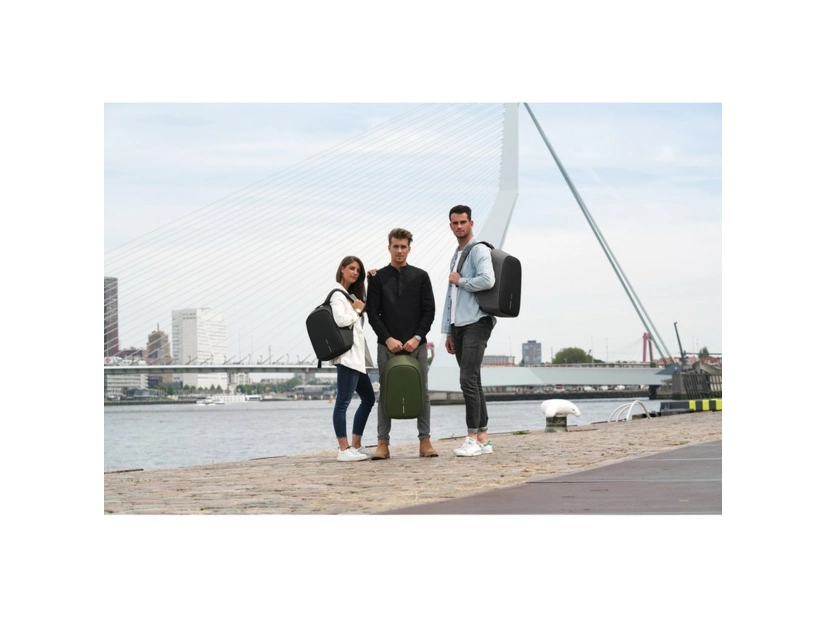 Plecak antykradzieżowy Bobby Hero Small, czarny