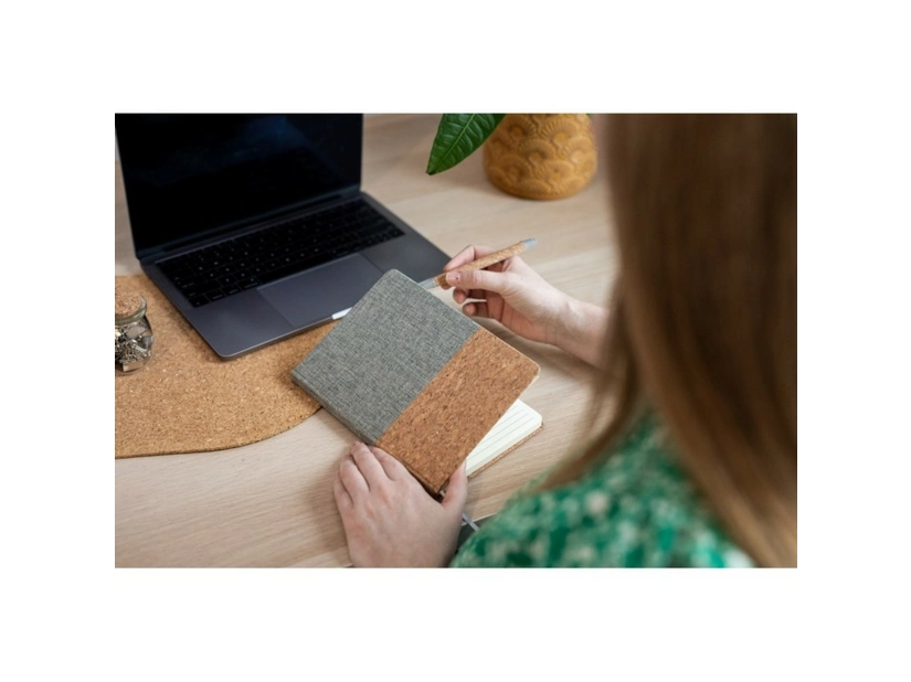 Korkowy notatnik A5 z długopisem | Layla