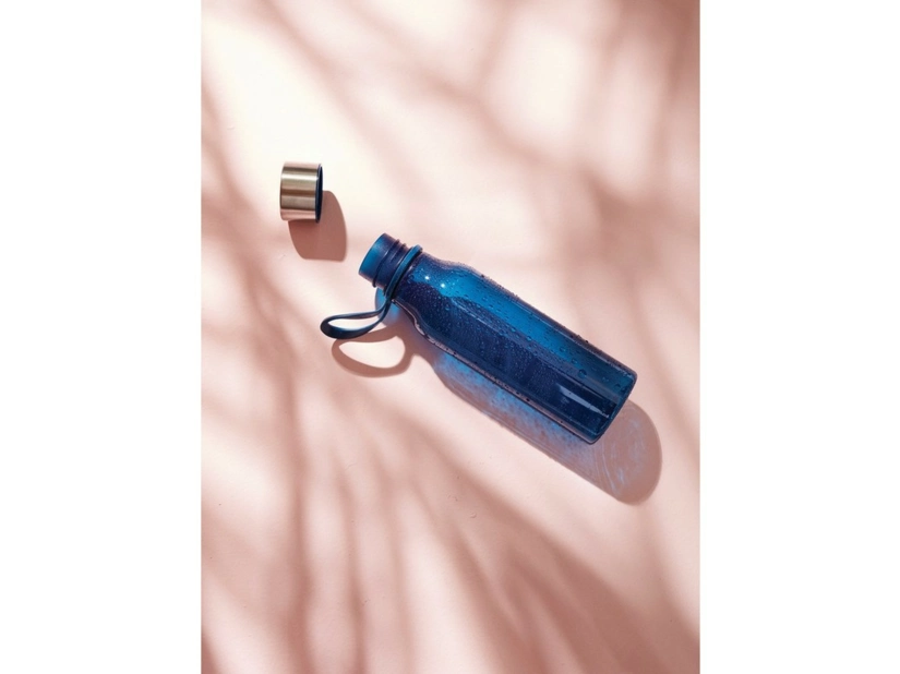 Niebieska butelka z Tritanu 600 ml