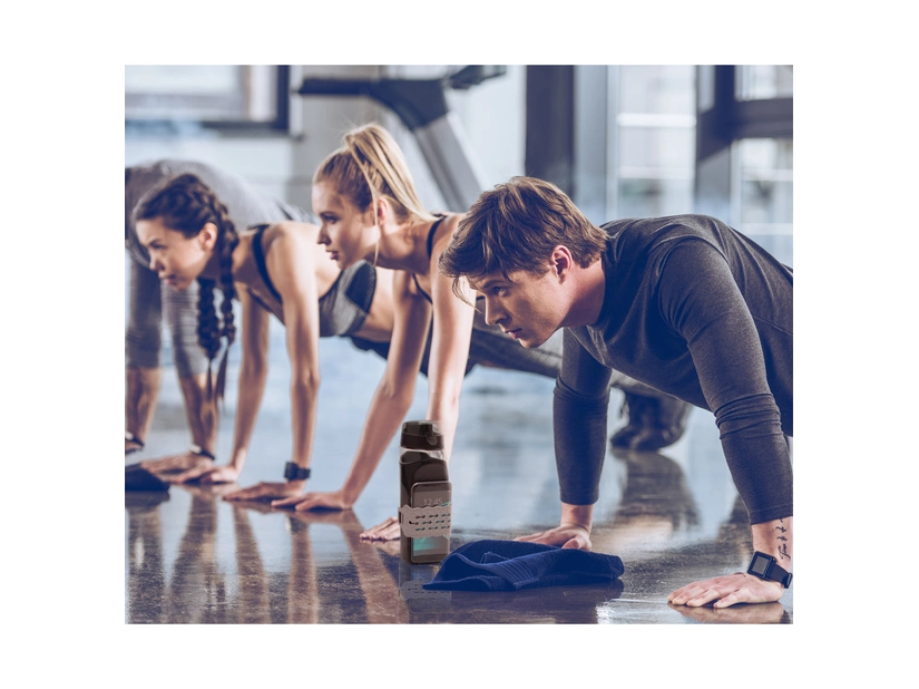 Bidon z uchwytem na telefon