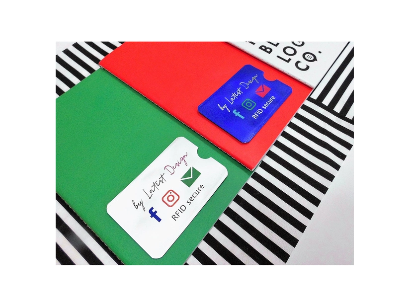 Etui blokujące sygnał RFID do płatności zbliżeniowych, biały