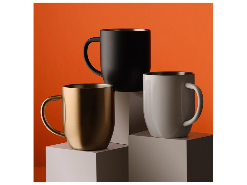 Czarny kubek metalowy Night Goody 380ml z grawerem logo