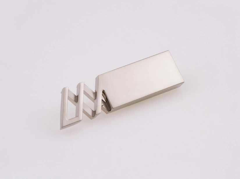Wyrafinowany pendrive slim - srebrny