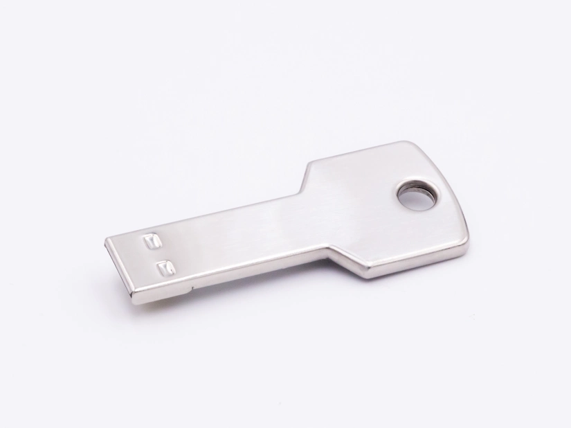 usb w kształcie klucza